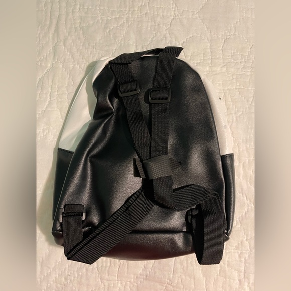 Jack Skellington Mini Backpack - New - Picture 4 of 5